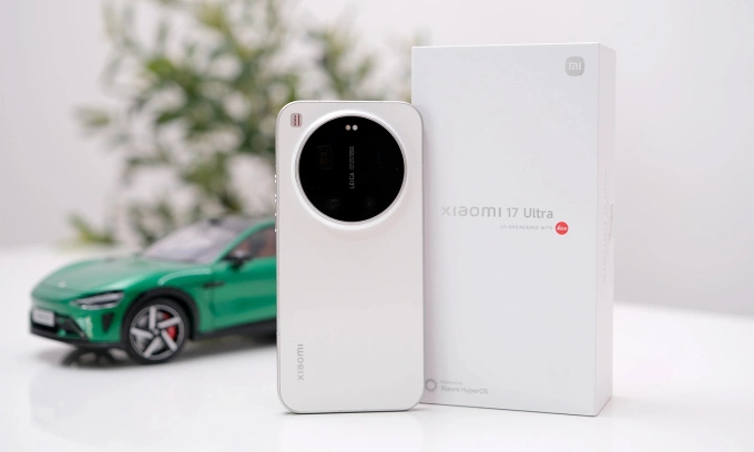 Giá smartphone cao cấp đang tăng thế nào tại Việt Nam